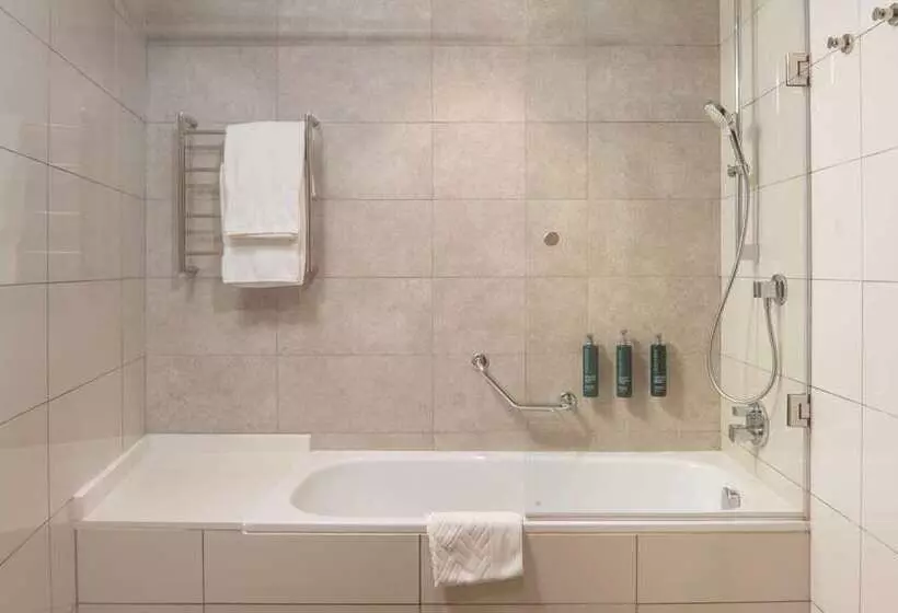 2 Bedroom Family Suite