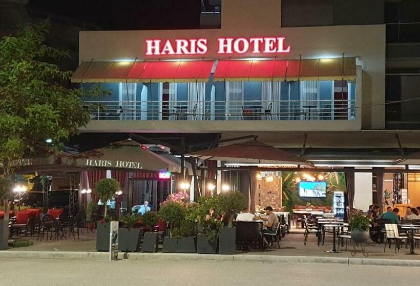 Pokój Standard z Balkonem, Haris