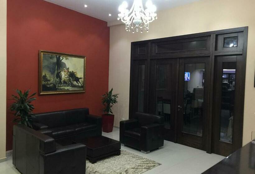 Pokój Standard z Balkonem, Haris