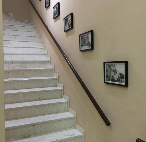 Pokój Trzyosobowy Standard z Balkonem, Haris