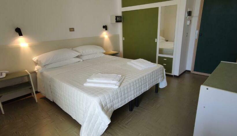 スタンダードルーム, Internazionale