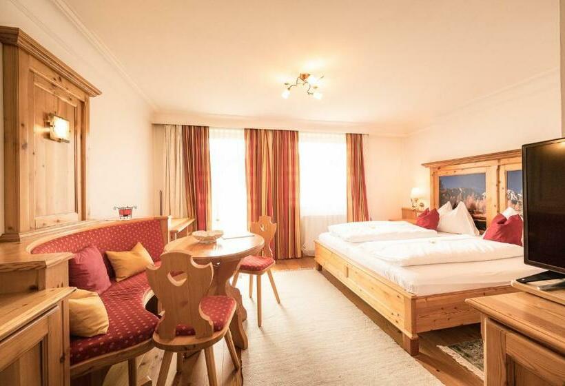 اتاق راحتی, Schartner