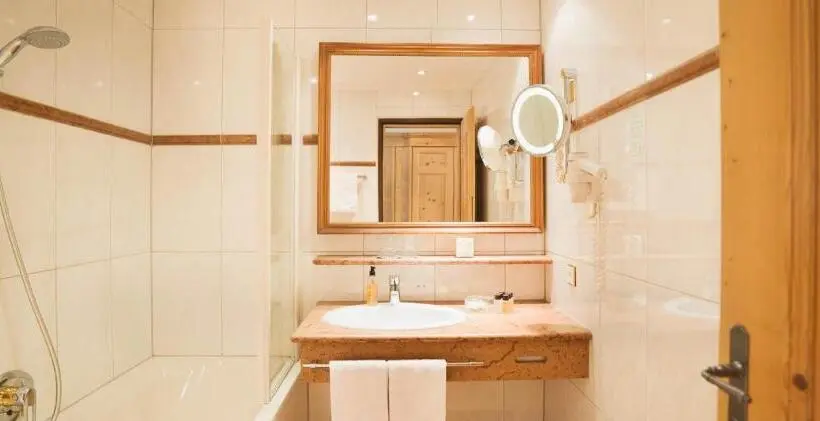 اتاق استاندارد با چشم‌اندازهای پانوراما, Living & Spa Vitalhotel Edelweiss