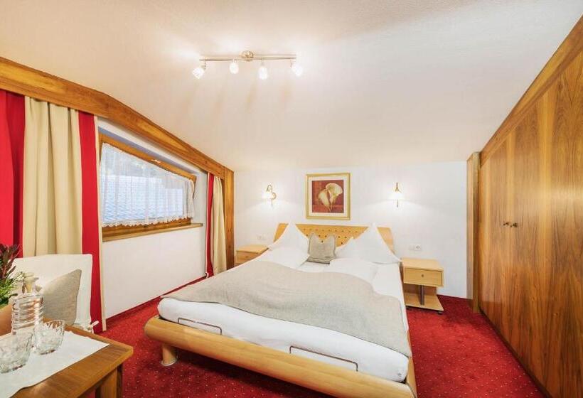 Номер Стандарт в Мансарде, Living & Spa Vitalhotel Edelweiss