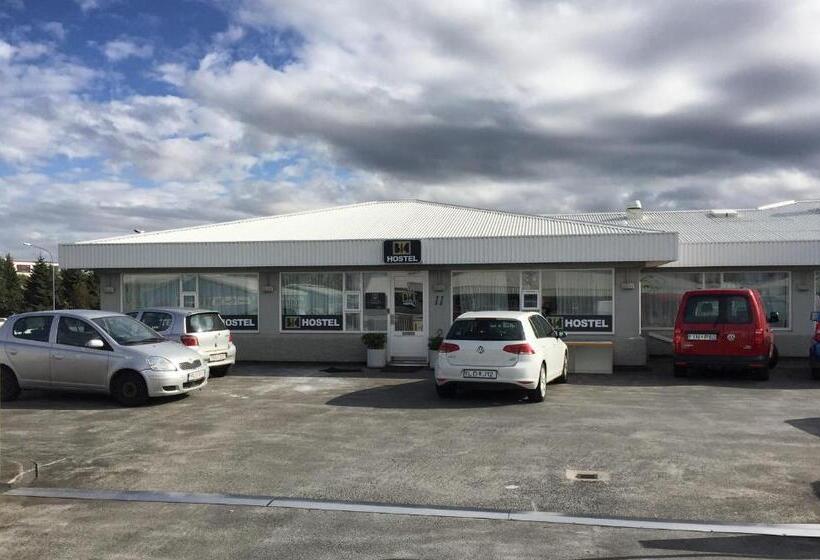 تختخواب در اتاق مشترک, B14 Hostel