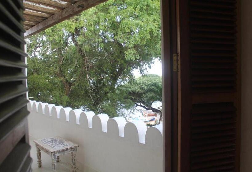 سوییت سوپریور, Kijani