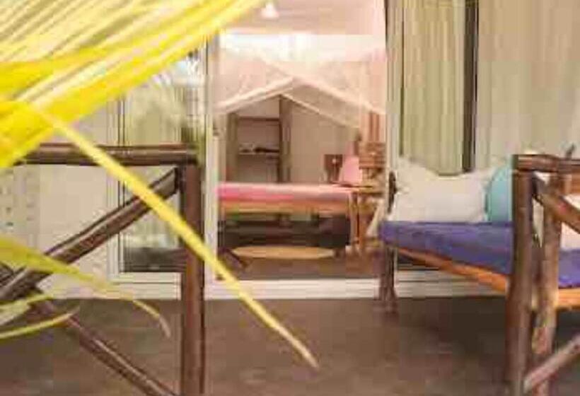 Standard Room, Mvuvi Lodge