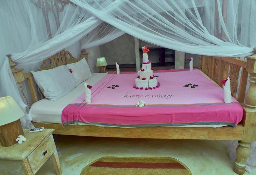 اتاق استاندارد با چشمانداز استخر, Mvuvi Lodge