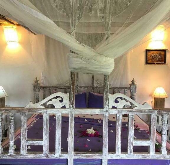 اتاق استاندارد با چشمانداز استخر, Mvuvi Lodge