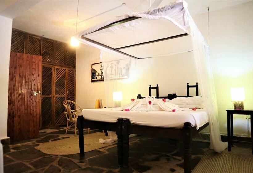 اتاق استاندارد با چشمانداز استخر, Mvuvi Lodge