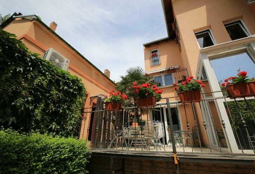 דירת שני חדרים, Napraforgó Wellness Ház és Panzió