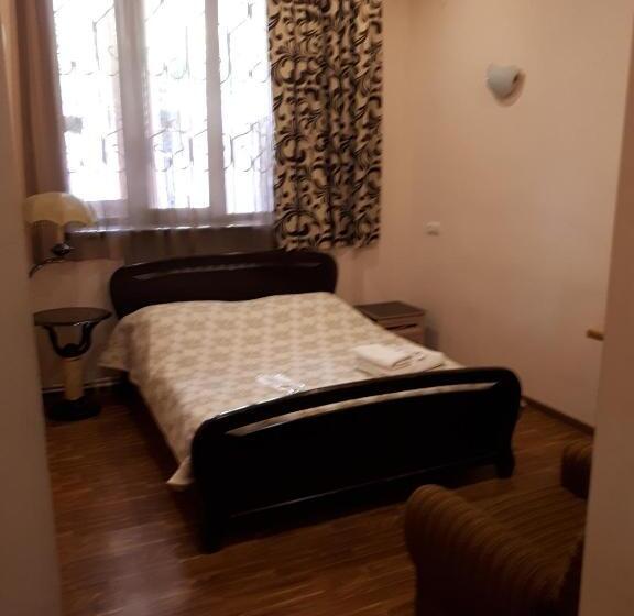 اتاق استاندارد, Vivas