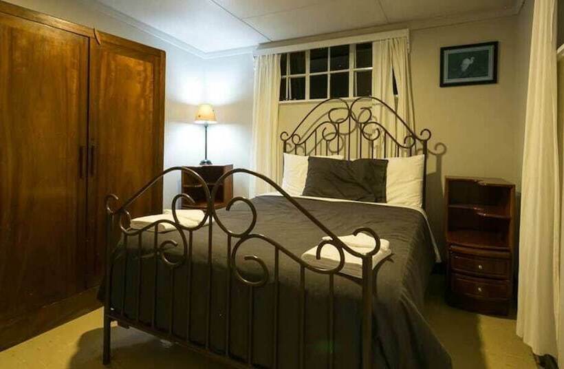 اتاق لوکس یک تخته, Brackenhurst Conference And Retreat Centre