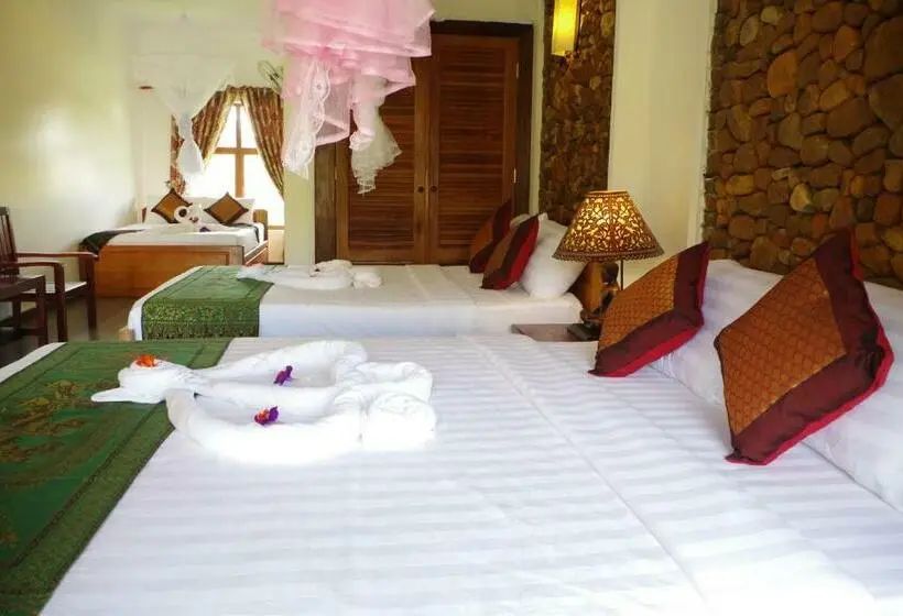 اتاق استاندارد سه تخته با چشمانداز استخر, Darica Resort