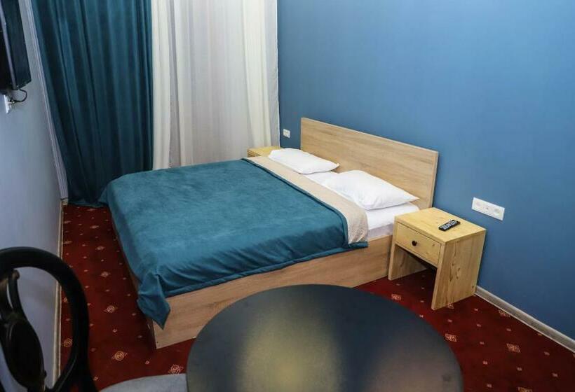 اتاق لوکس, Araks Hotel Complex