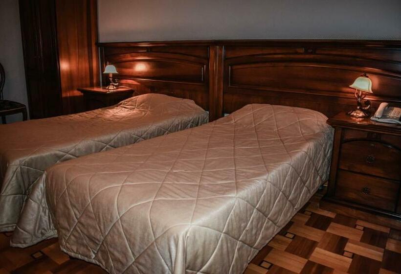 اتاق لوکس, Araks Hotel Complex