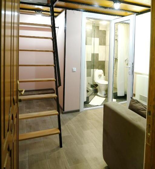 اتاق اکونومی یک تخته, Araks Hotel Complex