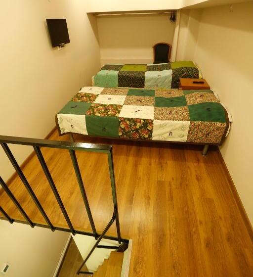 اتاق اکونومی, Araks Hotel Complex