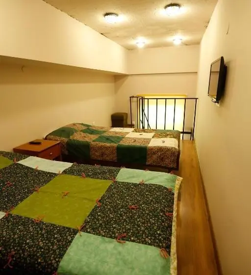 اتاق اکونومی, Araks Hotel Complex