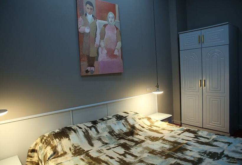 اتاق استاندارد, Araks Hotel Complex