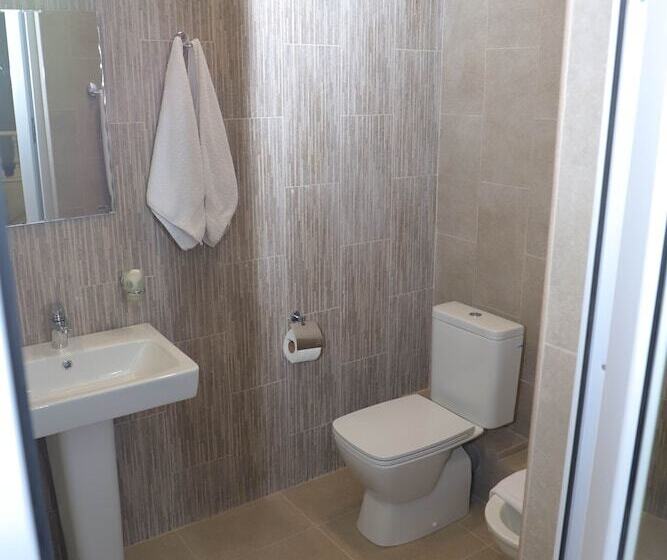 اتاق لوکس, Araks Hotel Complex