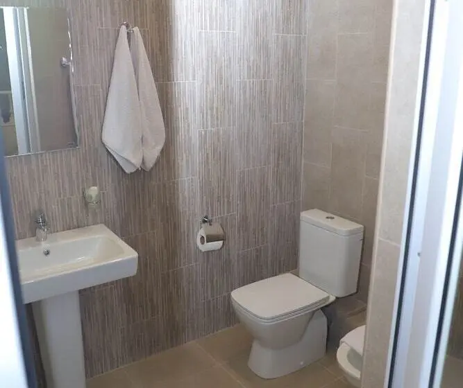 اتاق لوکس, Araks Hotel Complex