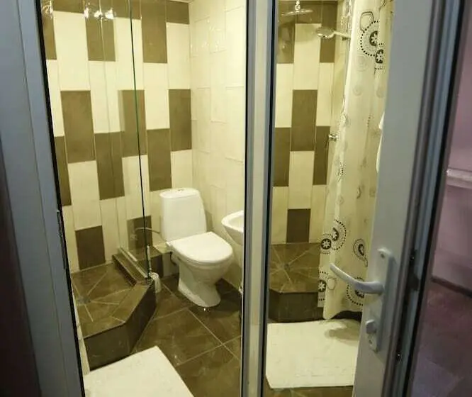 اتاق اکونومی یک تخته, Araks Hotel Complex