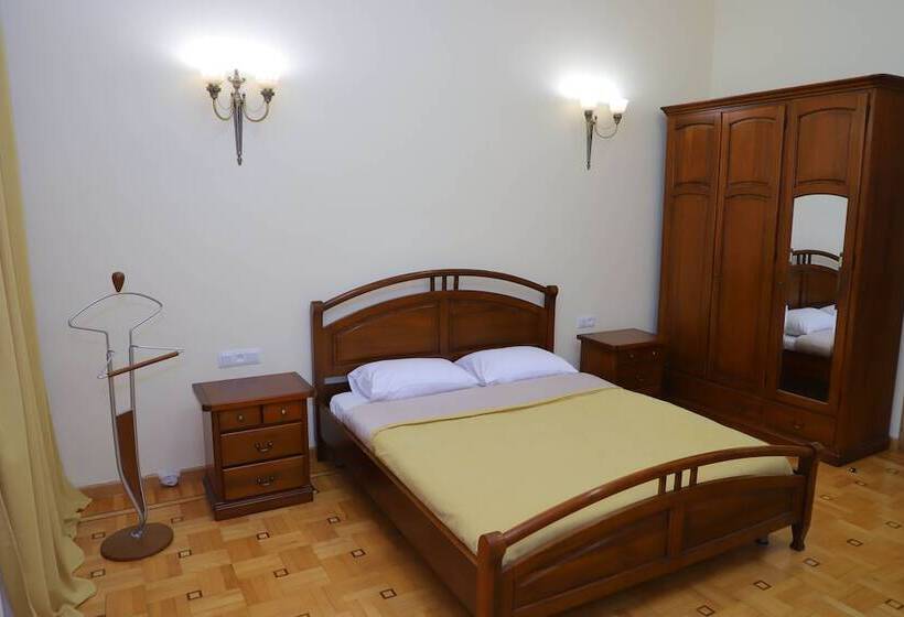 سوییت, Araks Hotel Complex