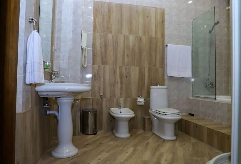سوییت, Araks Hotel Complex