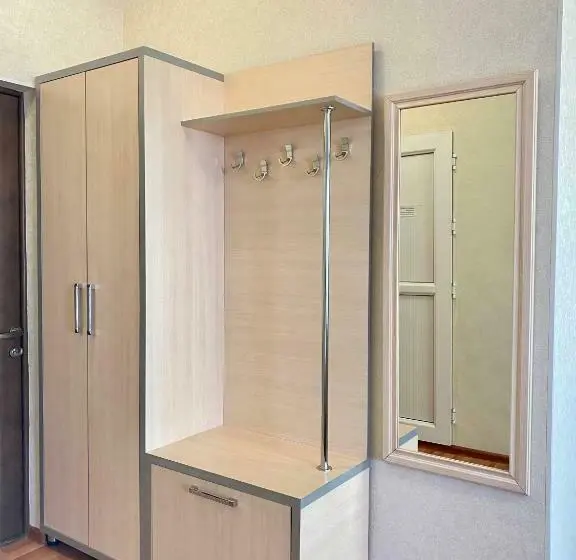 اتاق استاندارد سه نفره, Caravan