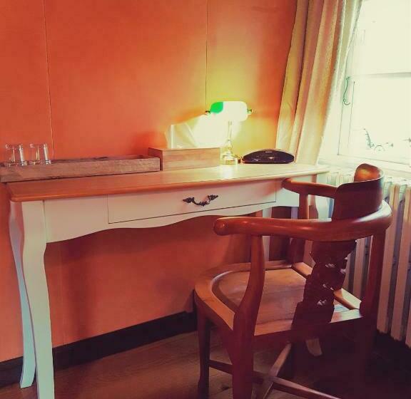 Habitación Estándar, Tindastoll