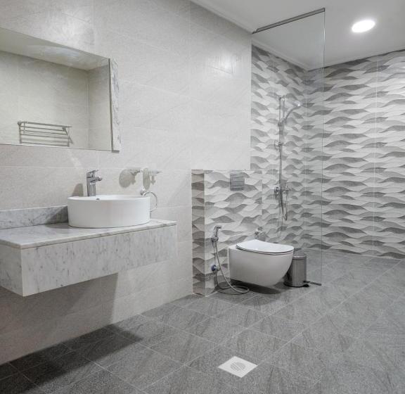 اتاق استاندارد یک نفره, Imperial Suites