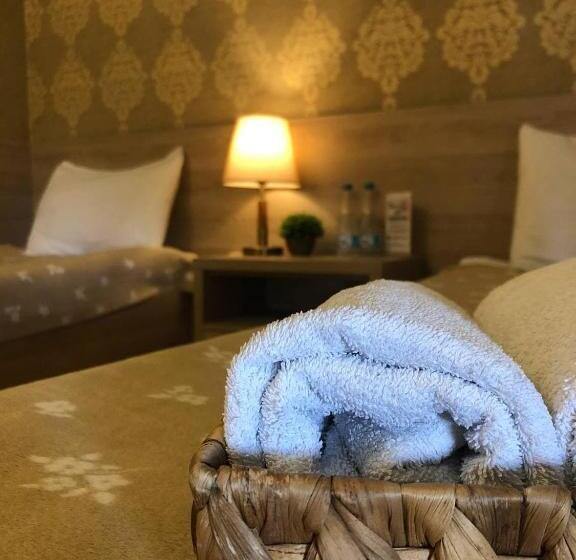 اتاق لوکس, Lavitor