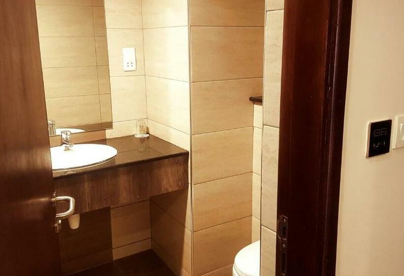 חדר סופריור, Merica