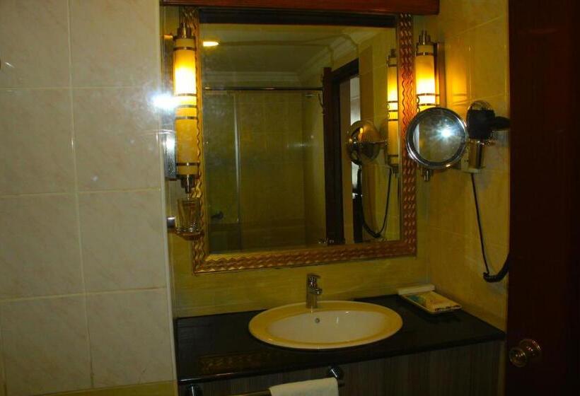 חדר דלוקס, Merica