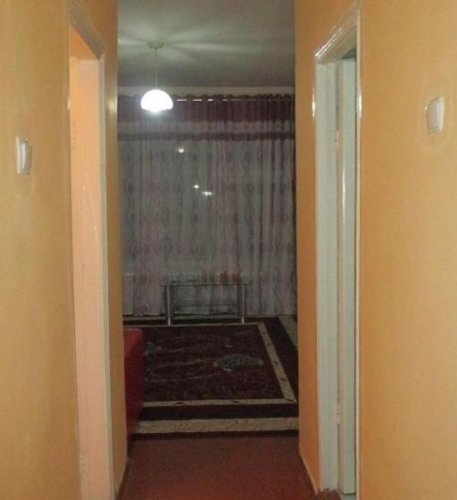 سوییت, Otel Issyk Kul Karakol