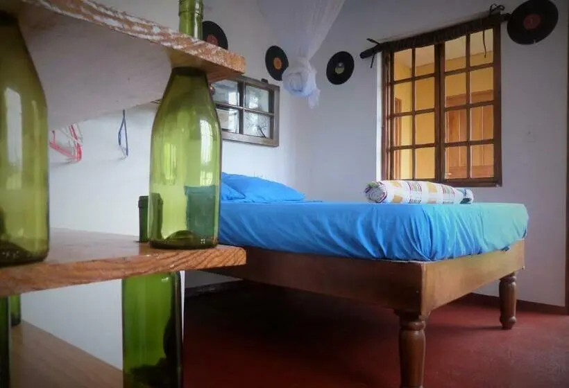 اتاق استاندارد, La Familia Guest House And Natural Farm