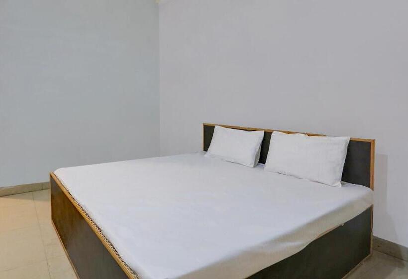 트리플 클래식 룸, Oyo Muchhad 75