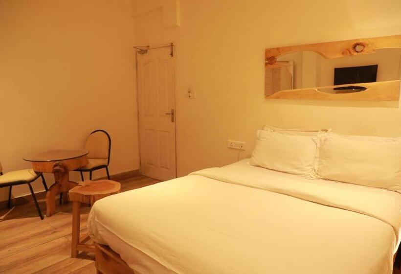 デラックスルーム, The Woodlands Residency  Unmarried And Stag Groups Not Allowed