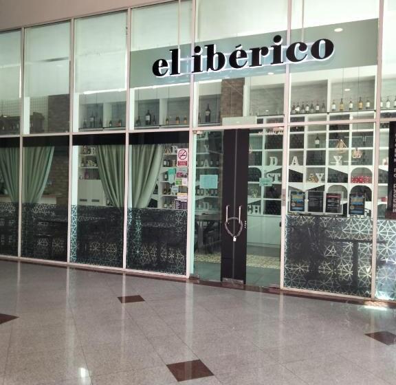 آپارتمان 2 خوابه, Oneiro Seri Bukit Ceylon Klcc