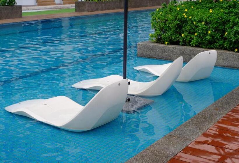 סטודיו סטנדרטי נוף לים, Timur Bay Seafront Residence By Damaifresh