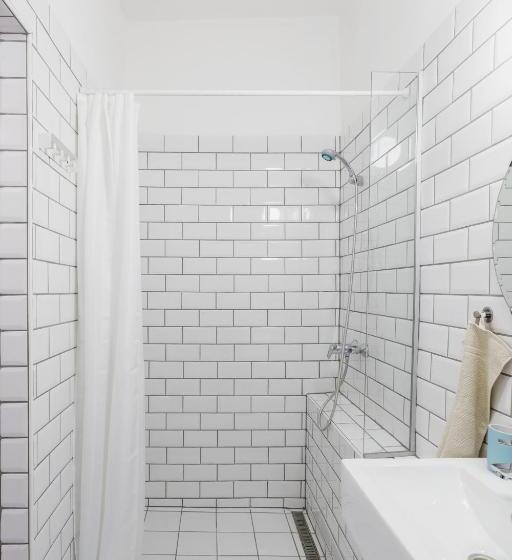 اتاق استاندارد چهار تخته, Avenue Hostel