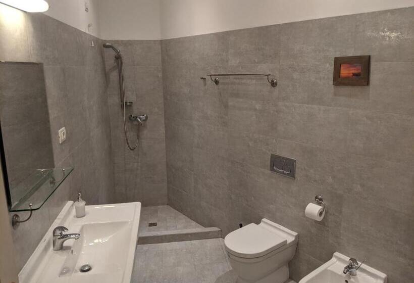 اتاق استاندارد, Avenue Hostel