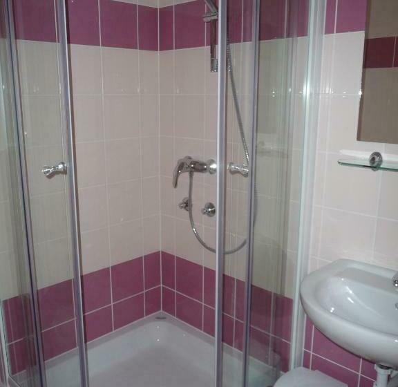 غرفة قياسية, Panoráma Panzió