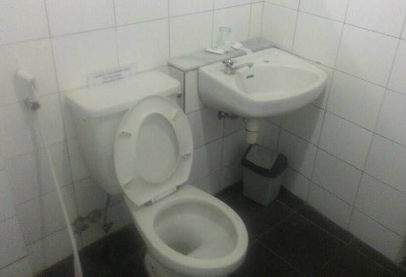 Номер Deluxe, Augusta Bandung