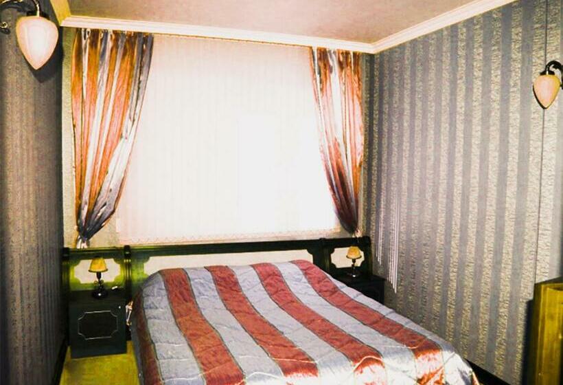 آپارتمان 1 خوابه با بالکن, Family Hotel Lazur