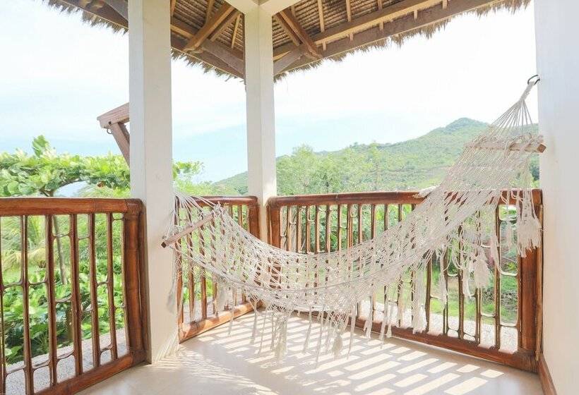 Номер Стандарт Вид на Море, Owa Lodge Areguling