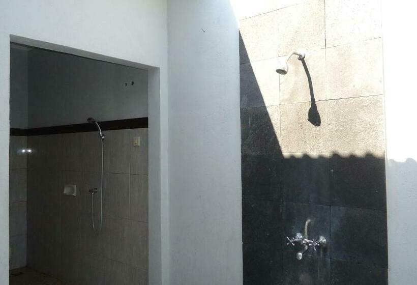 חדר דלוקס, Prabhu Suites