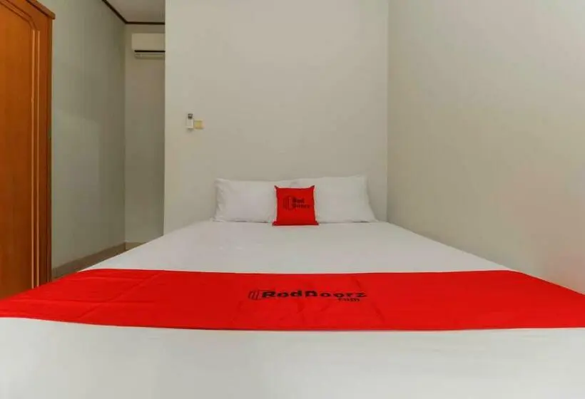 スタンダードルーム, Reddoorz Plus @ Karet Pedurenan 3