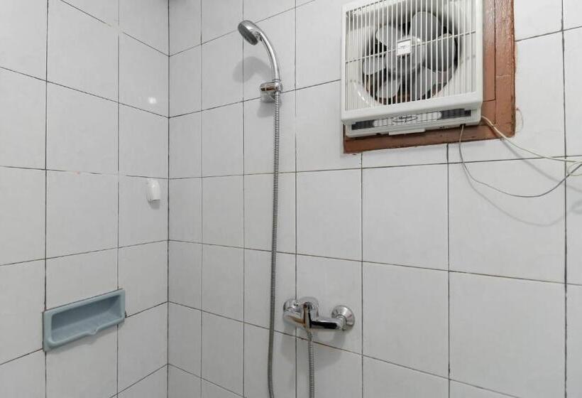 小型套房, Reddoorz Plus @ Karet Pedurenan 3